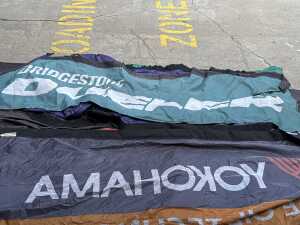 Nine nylon advertising feather banners for tyres - 2