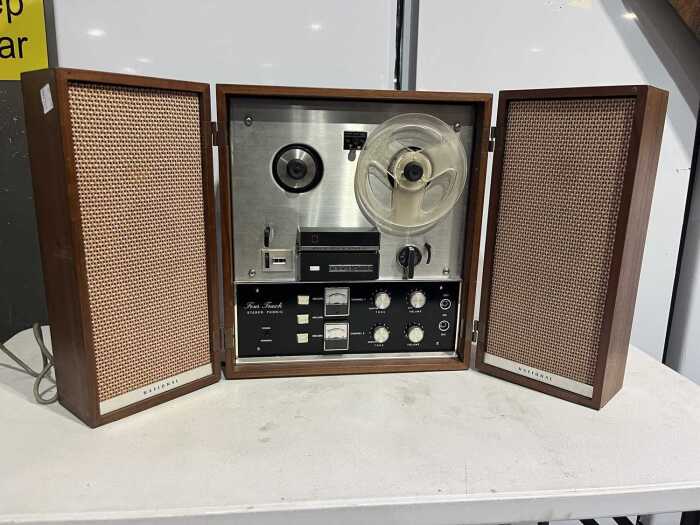 National four-track stereo reel-to-reel tape recorder, fold-out speakers, 1960s