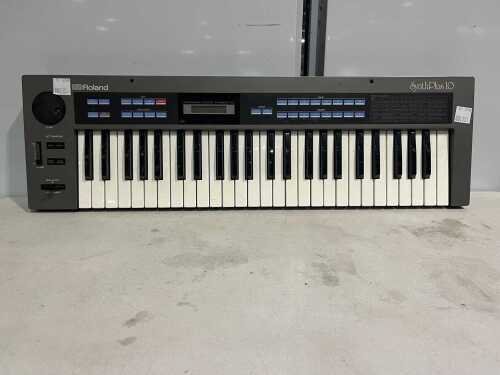 Roland SynthPlus 10 (HS-10) polyphonic analogue synthesizer, c1987
