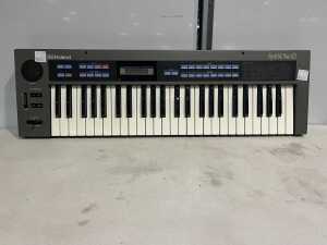 Roland SynthPlus 10 (HS-10) polyphonic analogue synthesizer, c1987