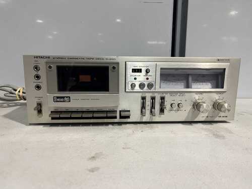 Hitachi D-850 three-head stereo cassette deck, silver face
