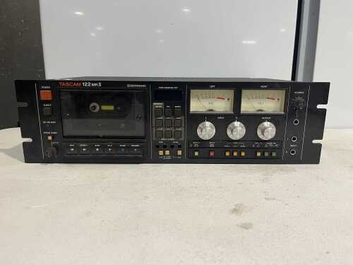 Tascam 122 MkII professional three-head rack-mount cassette deck