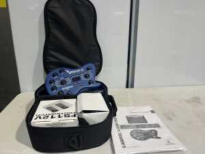 Behringer V-Amp 2 guitar modelling processor with FS112V footswitch and case