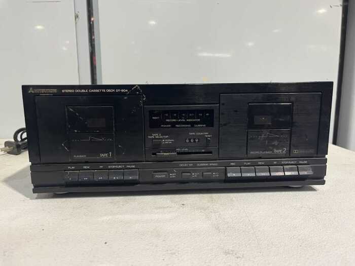 Mitsubishi DT-804 stereo double cassette deck
