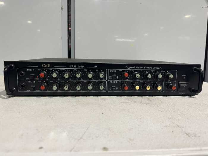 Cali JPM 1400 digital echo stereo mixer
