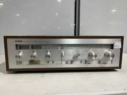 Yamaha CR-620 natural sound stereo receiver, woodgrain case, c1977