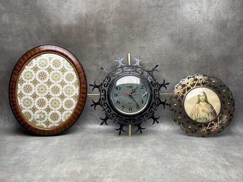 The decorator wall items, including sunburst clock
