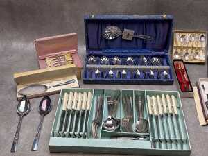Boxed silver-plated cutlery sets - 2