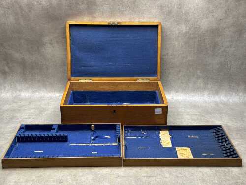 Retro timber cutlery canteen for 12 settings