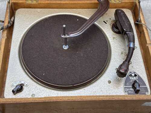 Collaro 3RC.511 three speed automatic turntable