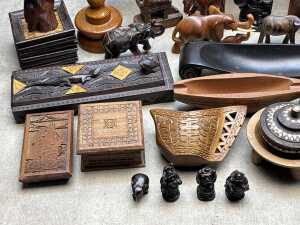 Mid-century Oriental and Islander timber carved decorative items - 4