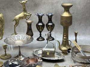 A group of decorative metalware - 3