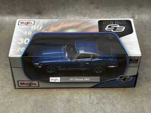 Four Maisto special edition 1:18 scale die-cast - 3