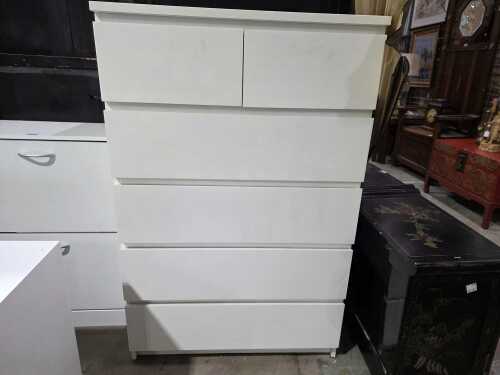 White six-drawer chest