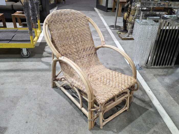 Cane sun lounger chair