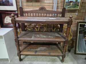 Victorian timber whatnot shelf