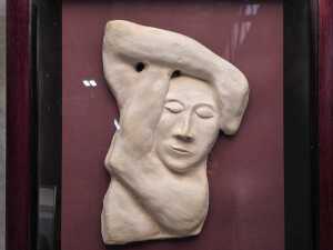 Plaster relief sleeping figure in shadowbox frame - 3
