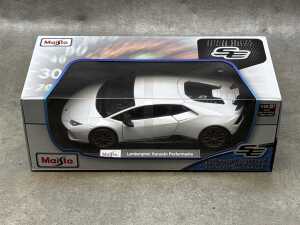 Three Maisto special edition 1:18 scale die-cast - 2