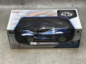 Three Maisto special edition 1:18 scale die-cast - 3