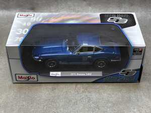Four Maisto special edition 1:18 scale die-cast - 2