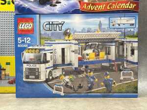 Three LEGO City playsets and a base plate - 3