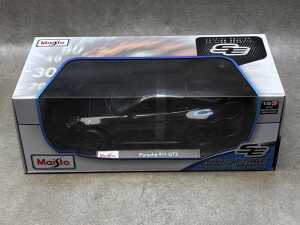 Four Maisto special edition 1:18 scale die-cast - 3
