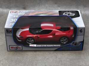 Four Maisto special edition 1:18 scale die-cast - 4