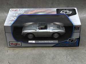 Four Maisto special edition 1:18 scale die-cast - 4