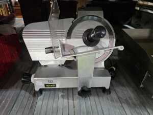 Apuro CD278-A-03 commercial electric meat slicer