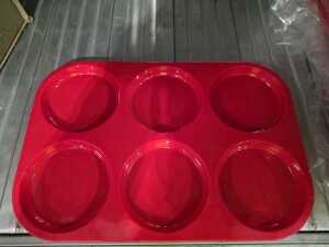 BRAND NEW 30 silicone baking moulds, 90mm six-hole trays - 2