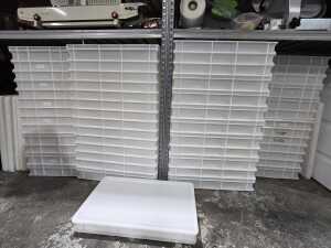 Approx. 60 white plastic dough proofing trays with lids
