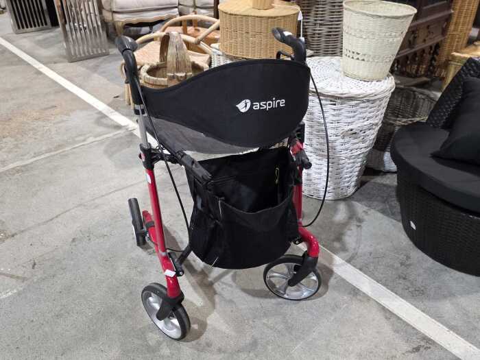Aspire Vogue carbon fibre rollator walker
