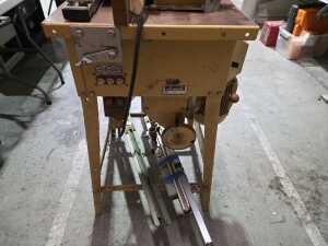 Scheppach HF-33 spindle moulder - 7