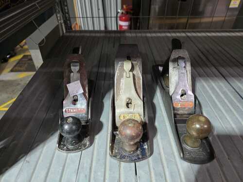 Three woodworking planes