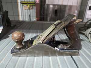 Three woodworking planes - 4