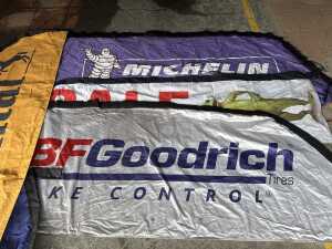 Nine nylon advertising feather banners for tyres - 3