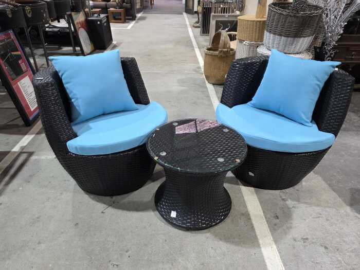 Three-piece outdoor setting