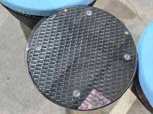 Three-piece outdoor setting - 3
