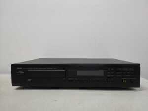 Yamaha CDX-750 compact disc player