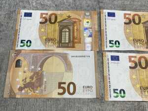 Four 50 Euro notes - 2
