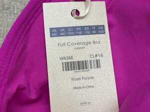 Three Aislin sports bras & Nike cap - 3