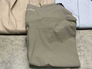 Three Lounge clothing pieces - 4