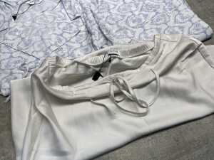 Three Lounge clothing pieces - 3