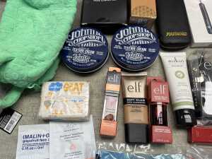 Group of beauty products - 4