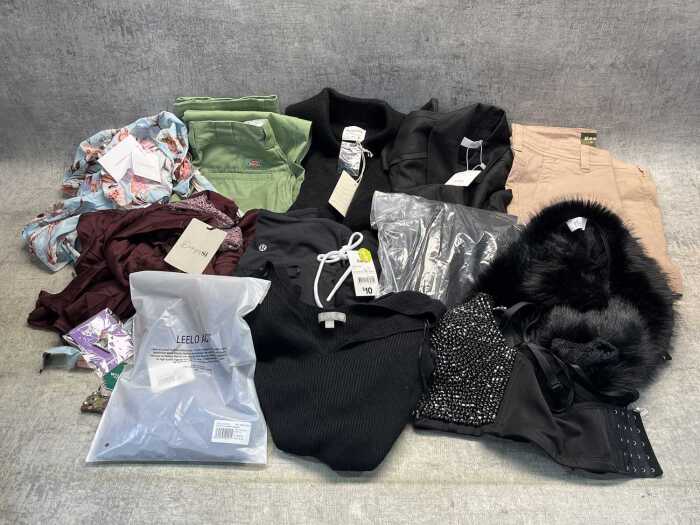 Group of Women's clothing size XS