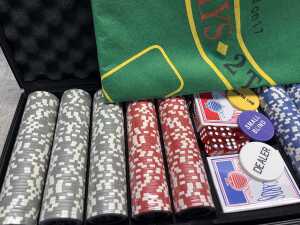Poker set in case - 2
