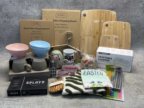 Group of homewares