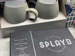 Group of homewares - 2