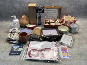 Group of homewares