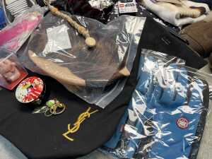 Group of Women's accessories - 5
